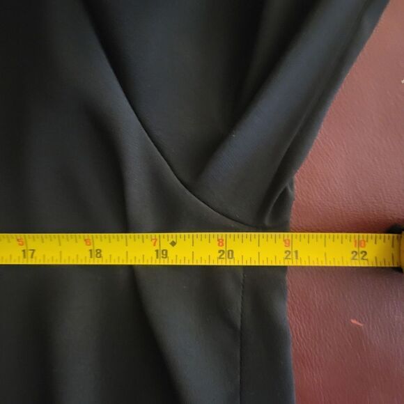 Edith Strauss Elegant Black and White Wrap Front Dress - Picture 15 of 16